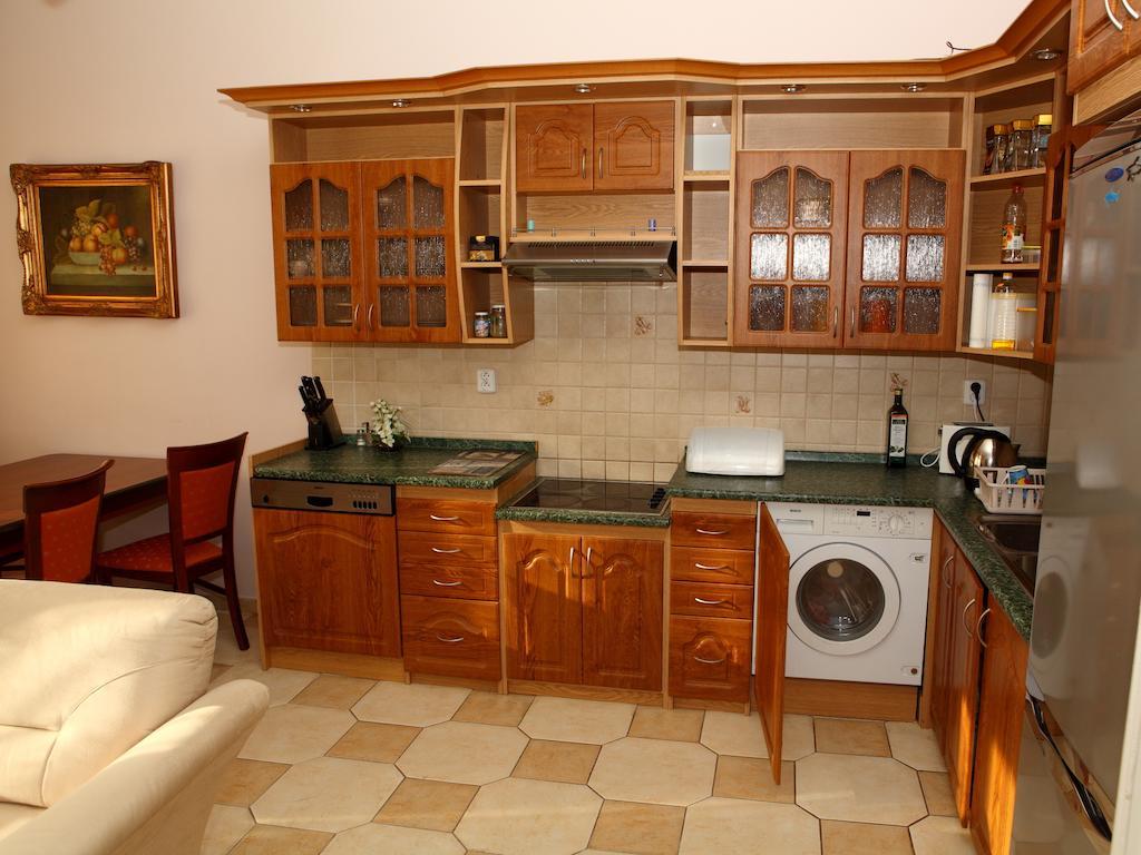 7k - Apartmány Lázeňská Karlovy Vary Exterior foto