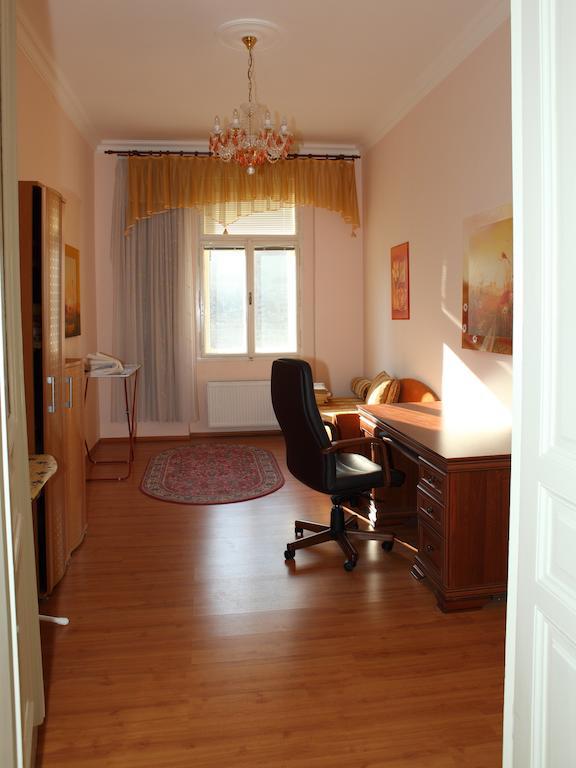 7k - Apartmány Lázeňská Karlovy Vary Quarto foto